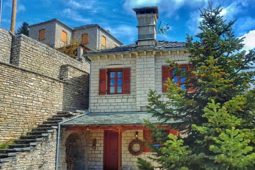 Βίτσα Πετρόκτιστο Αρχοντικό "Ιόλη" Με Θέα Ζαγόρι Villa Exteriör bild